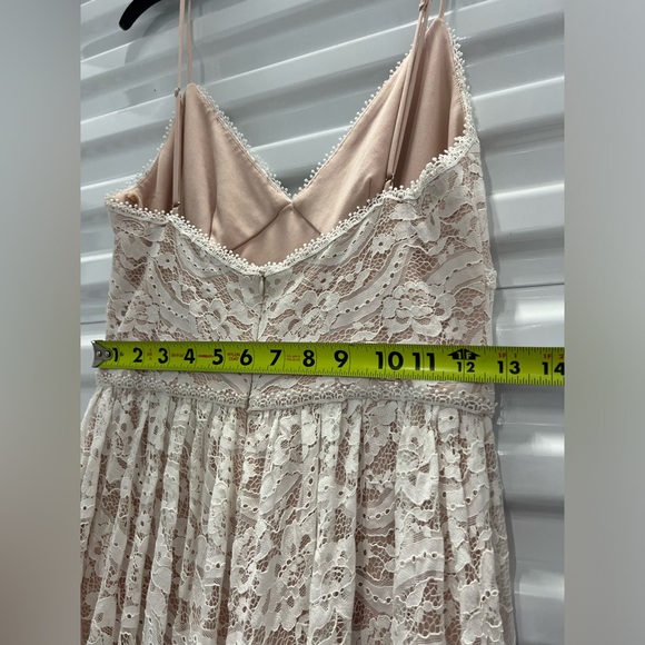 Lace Boho Dress - Size Small (Fits 2-4) perfect for bride - Picture 4 of 8